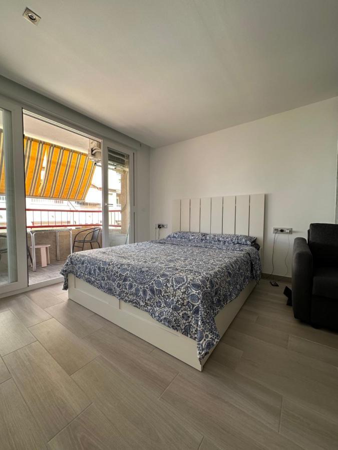 Studio Monserrate H Torrevieja Eksteriør billede